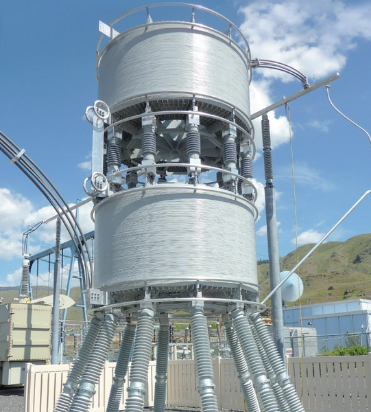 Dławik ograniczający prąd o&nbsp;konstrukcji sejsmicznej